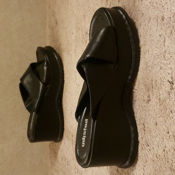 Unlisted Black Platform Slip On Heel Sz 8 - Picture 5 of 11